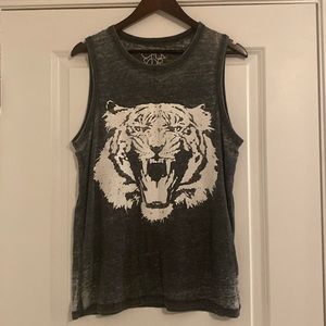 Chaser - Size L - Lion Tank
